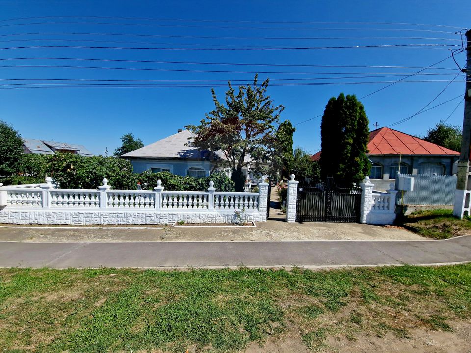 6 room House / Villa for sale