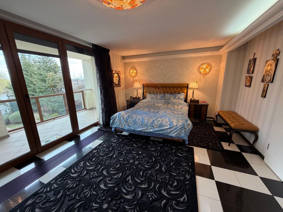 9 room House / Villa for sale