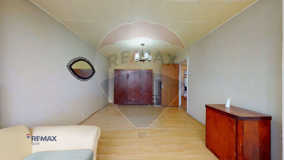 4 room Apartment for sale, Ozana area