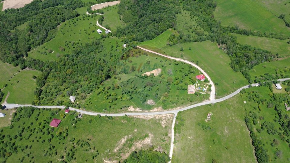 TEREN DE VANZARE SE ACCEPTA SCHIMB CU PROPRIETATI ÎN ORAS