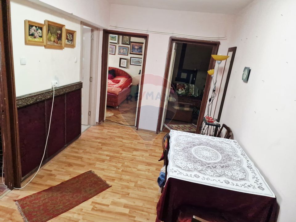 Apartament cu 2 camere de vânzare în zona Maratei