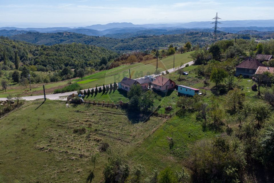 Casă / Vilă noua in Luncoiu de Jos, jud. Hunedoara