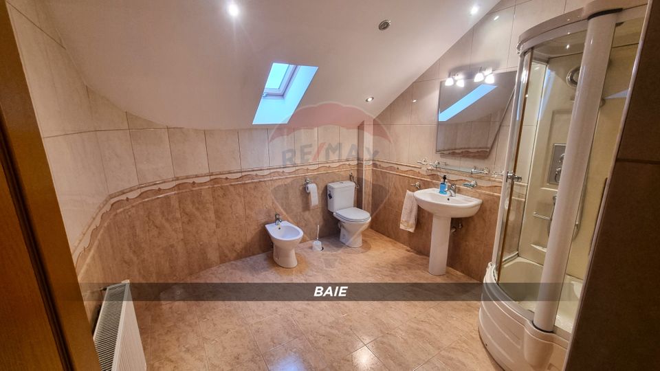 10 room House / Villa for sale, Independentei area