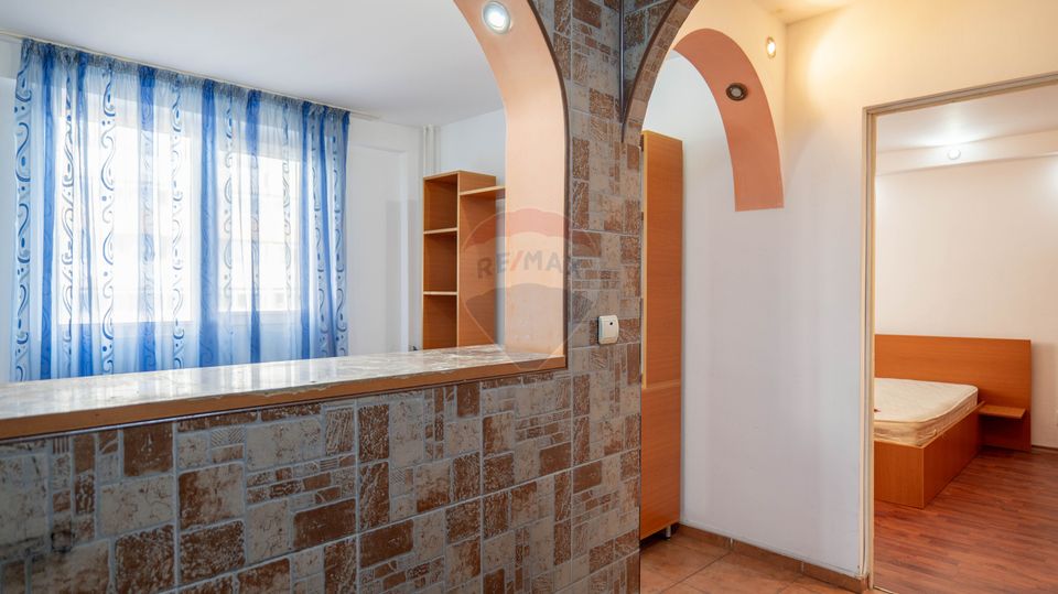 Vanzare apartament 4 camere, zona Pasajul Doamna Ghica