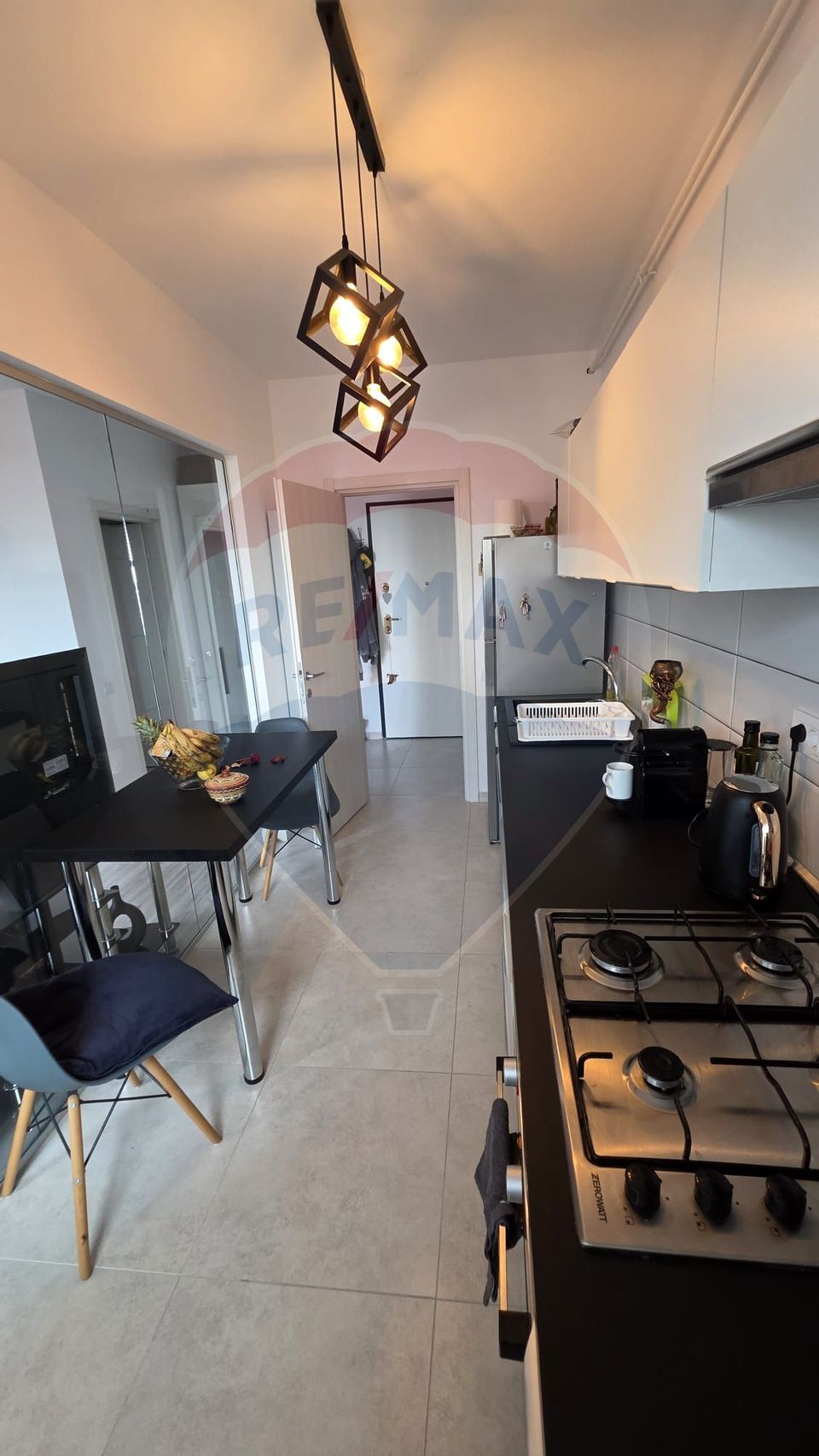 Apartament cu vedere spectaculoasa spre lac in Aqua City