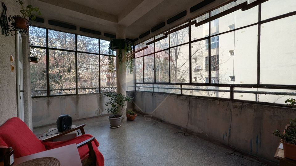 Vânzare Casă / Vilă cu 11 camere  în zona Iancului