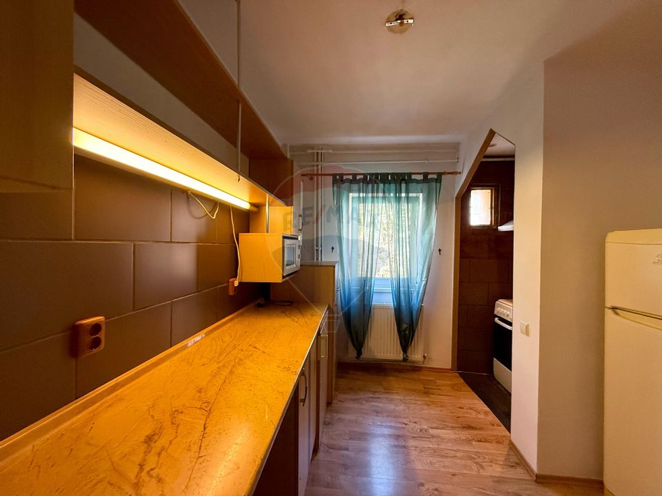 Apartament spațios de 2 dormitore + living open space