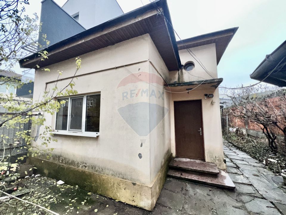 3 room House / Villa for sale, Pieptanari area