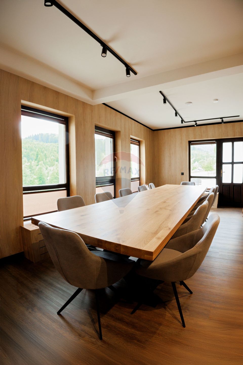 Pensiune Manastirea Humorului, de Vânzare în Inima Bucovinei