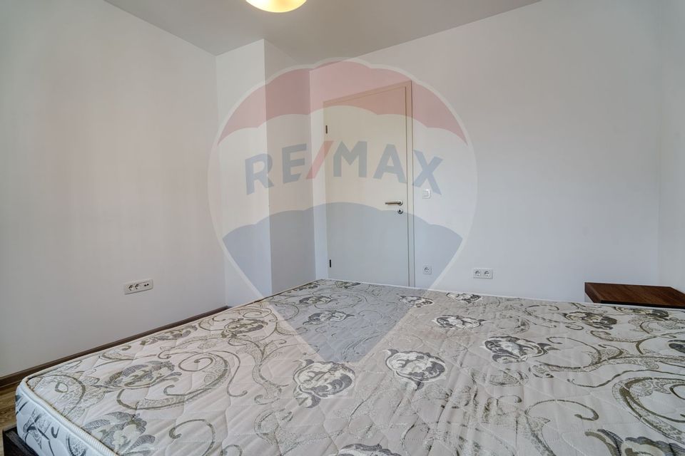 3 room Apartment for rent, Tractorul area