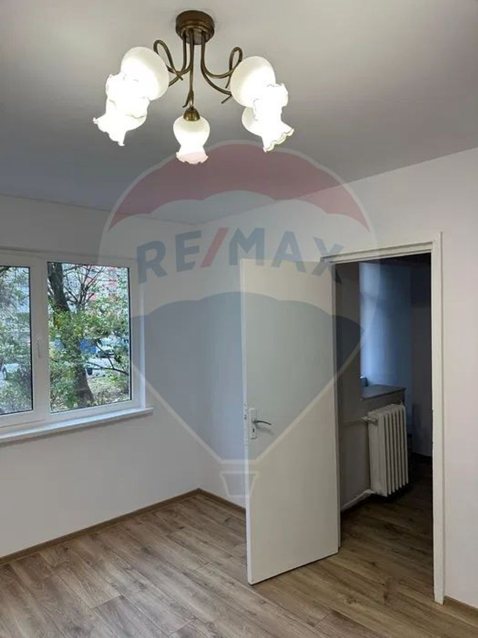 Apartament cu 2 camere de închiriat în zona Craiovita Noua