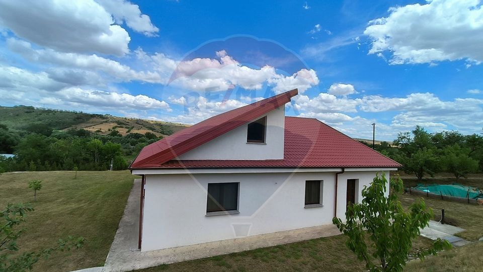 4 room House / Villa for sale, Sud area