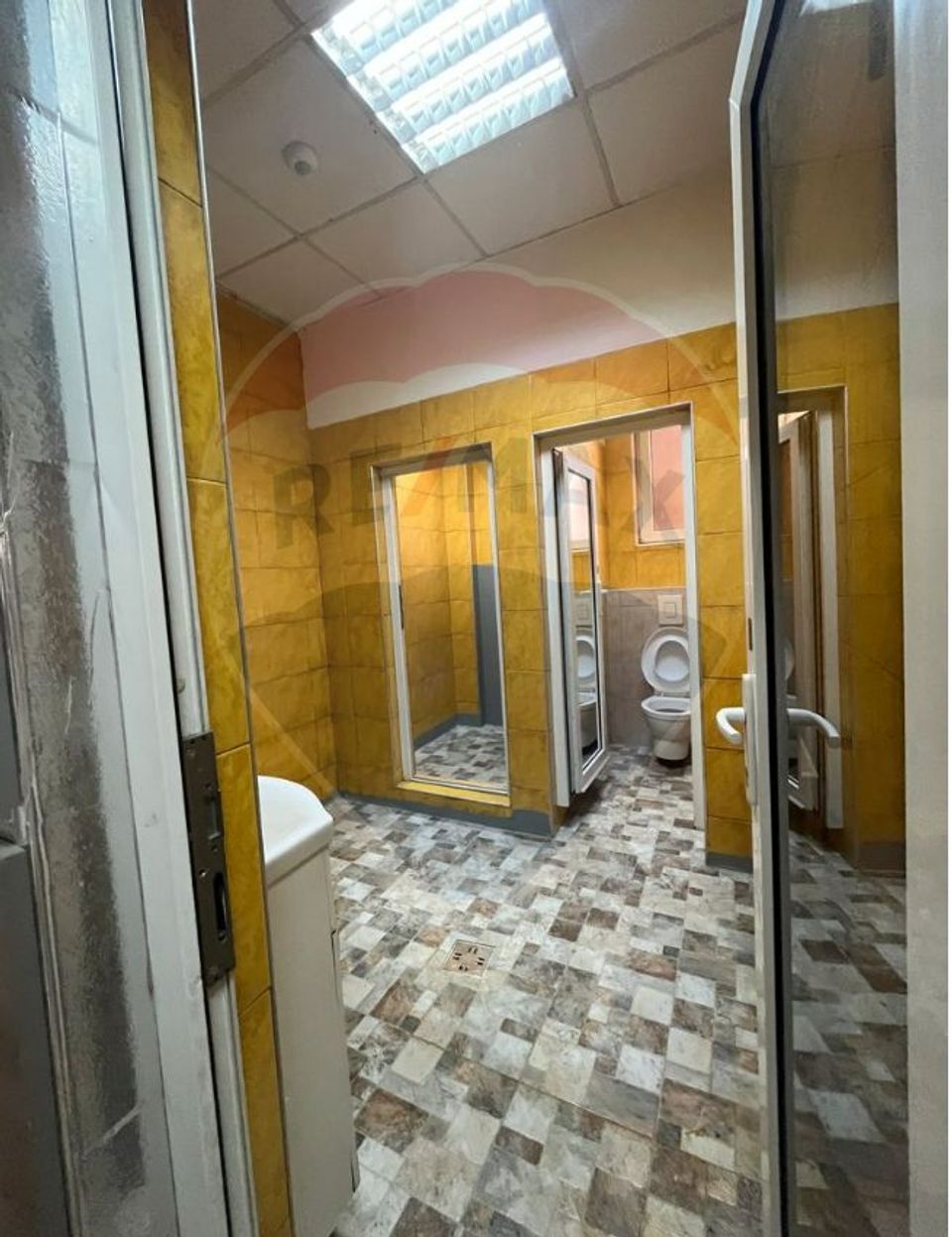 4 room Apartment for rent, Orasul de Jos area