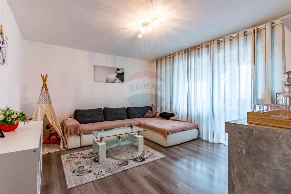 Apartament 3 Camere cu Vedere Panoramică - Rahova - Sebastian