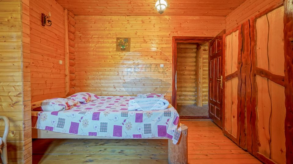 8 room House / Villa for sale