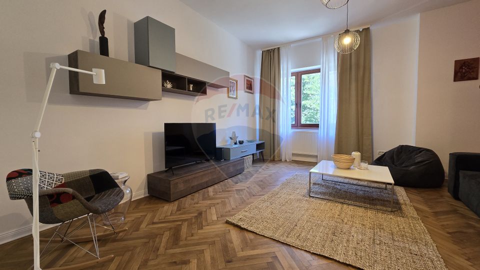 Apartament cu 2 dormitoare I de închiriat I Centru