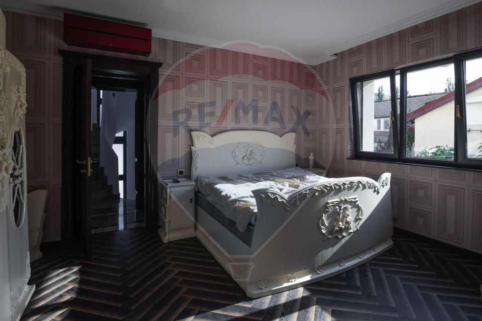 16 room House / Villa for sale, Parcul Carol area
