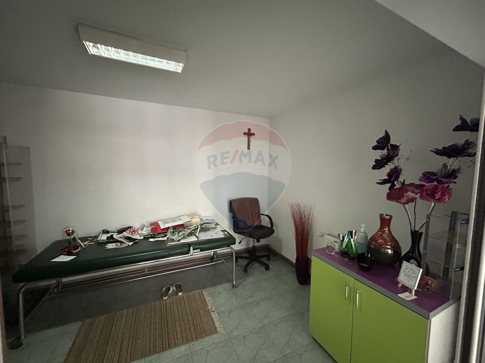 70sq.m Commercial Space for rent, Central area