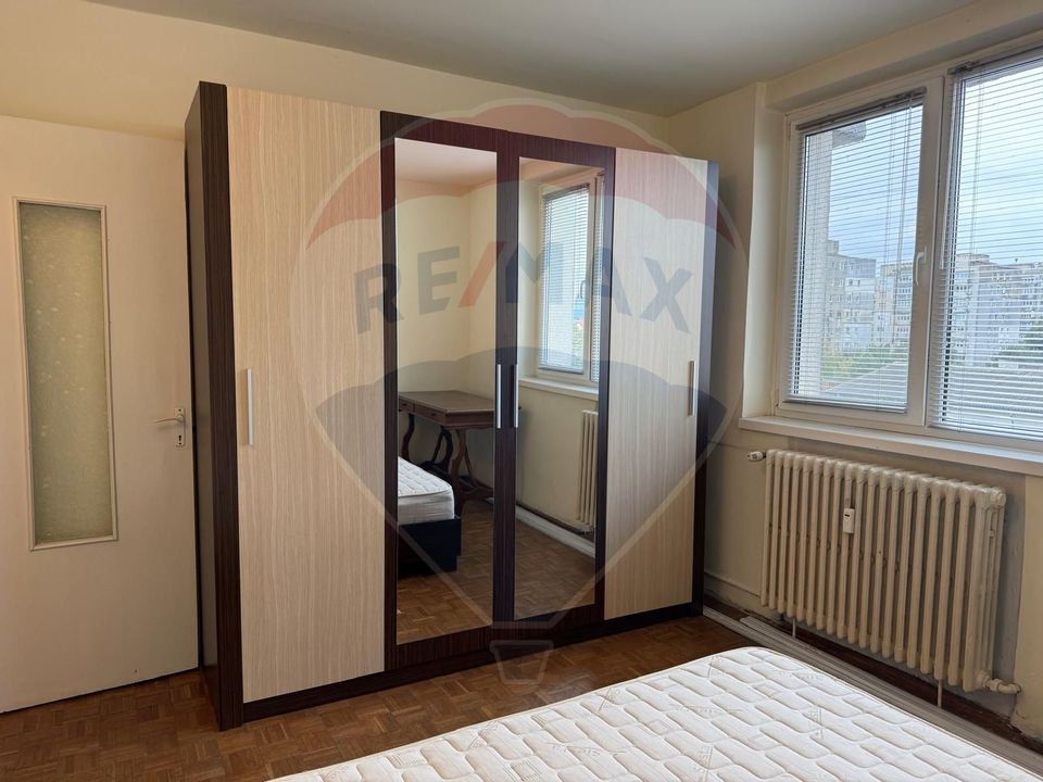 Apartament cu 2 camere de vânzare, strada Bucegi, zona Narcisa