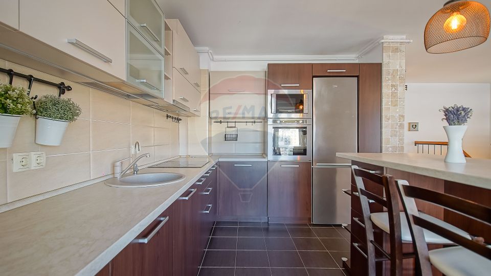 3 room Apartment for sale, Tractorul area