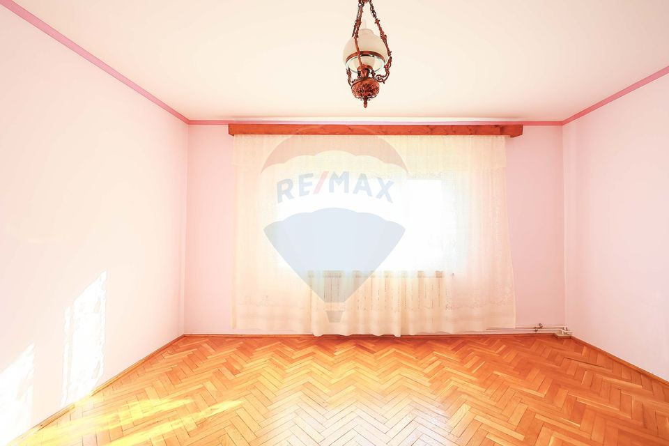 7 room House / Villa for sale, Cetatii area