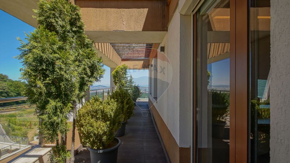 REZERVAT! PENTHOUSE UNIC IN BRASOV SINGUR PE NIVEL | DRUMUL POIENII