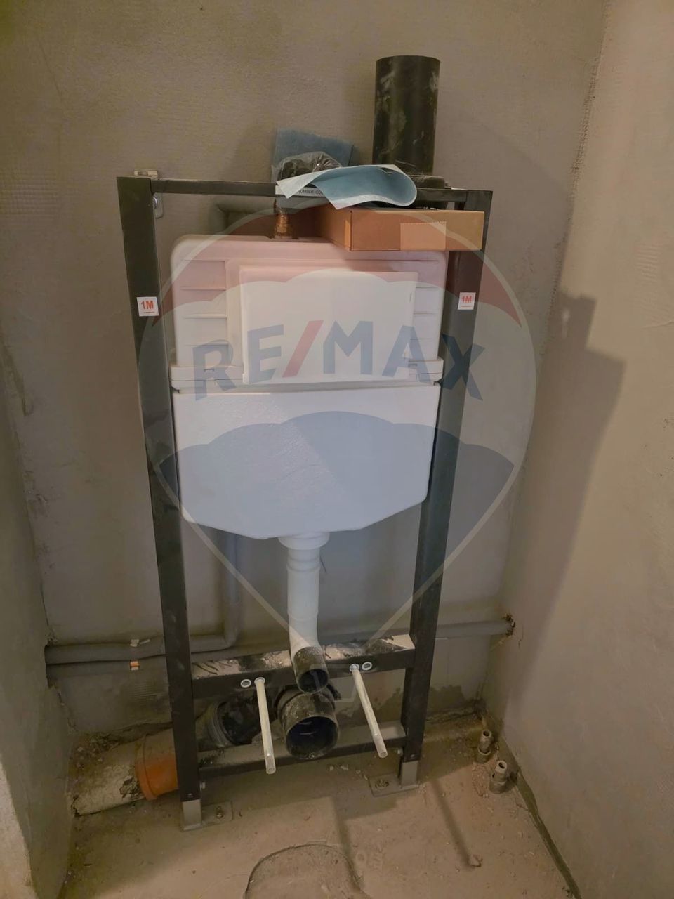 Apartament cu doua camere Vitrometan