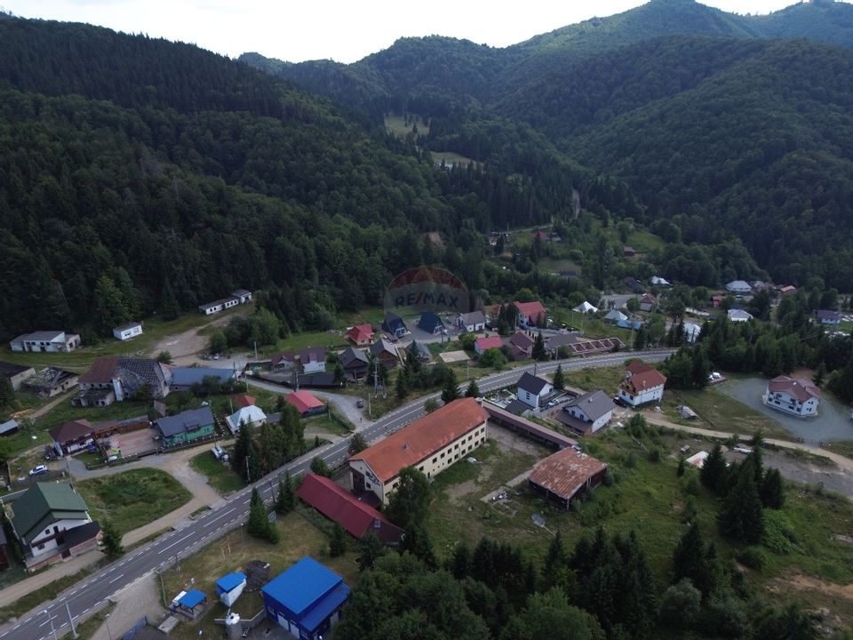 Hotel / Pensiune cu 30 camere de vânzare în zona Nord