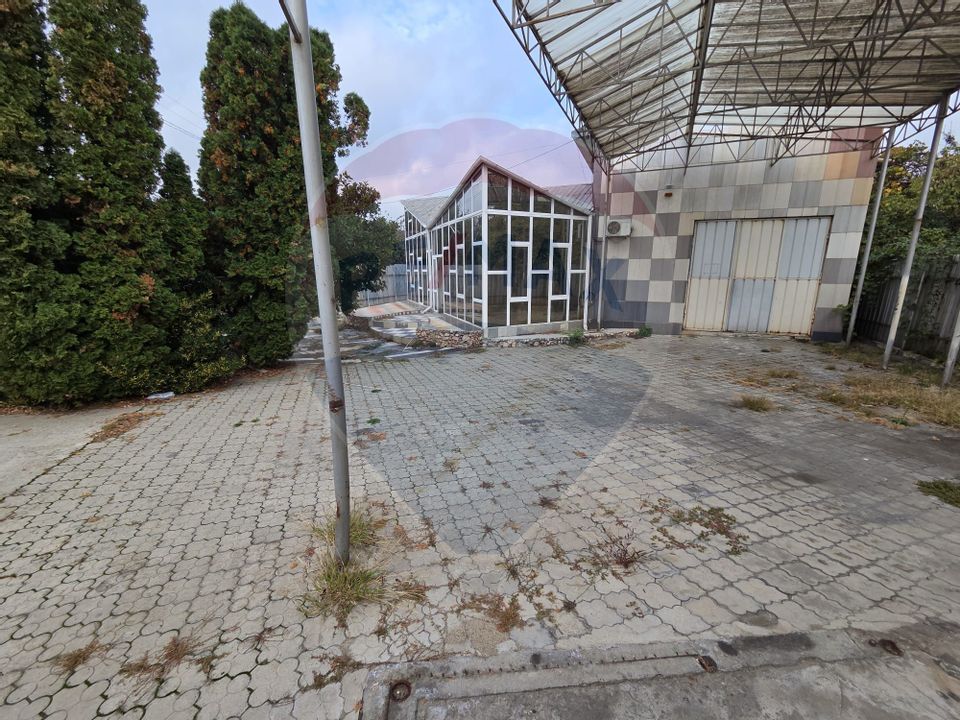 Ansamblu casa de locuit, hala productie ,spatiu de birouri si teren