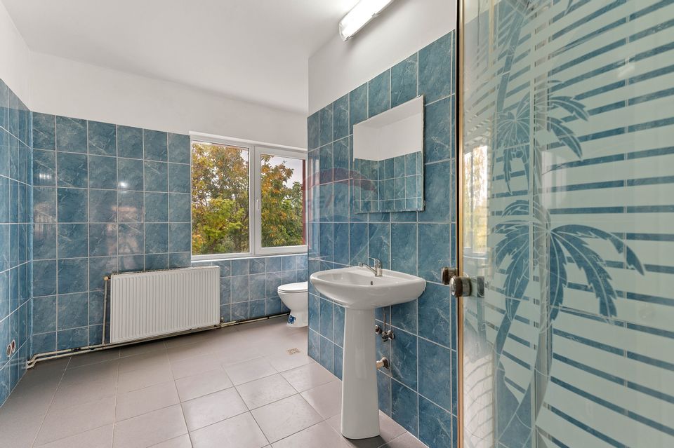 DE INCHIRIAT  Vilă cu 14 camere PIPERA/VOLUNTARI/ROND OMV