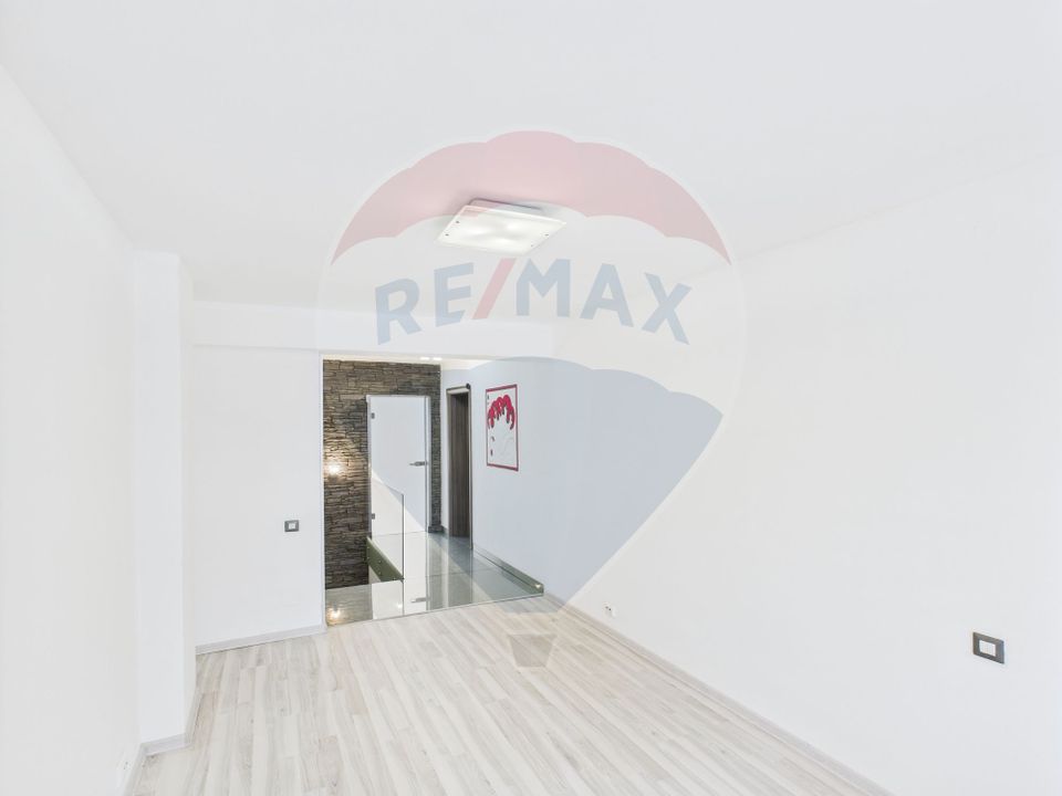 Duplex spatios de inchiriat - Tineretului