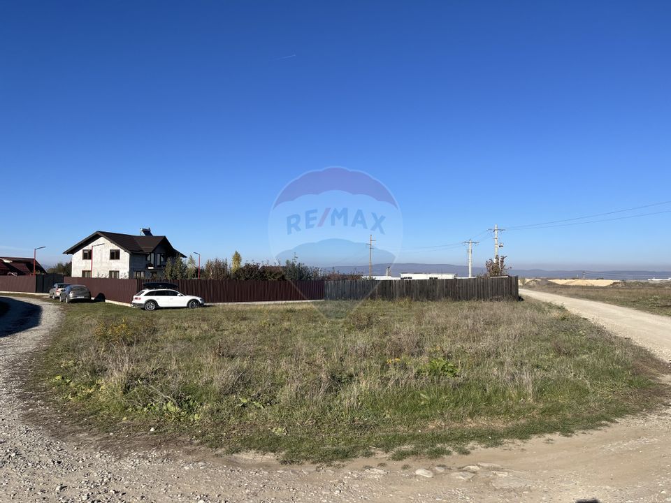 Land 645sqm Halchiu / Strada Privighetorii