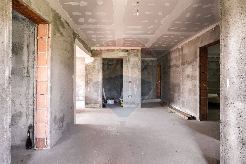 Casa de vanzare Frumuseni ,2 fronturi stradale.