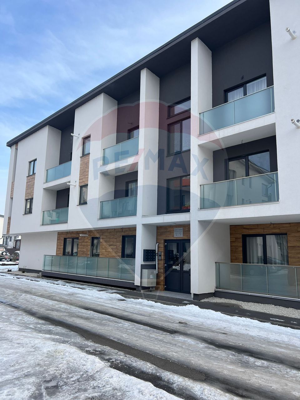 Apartament de vanzare cu 2 camere decomandate Floresti, COMISION 0%