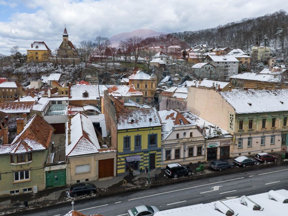 Hotel/pensiune 13 camere Brașov str Lungă
