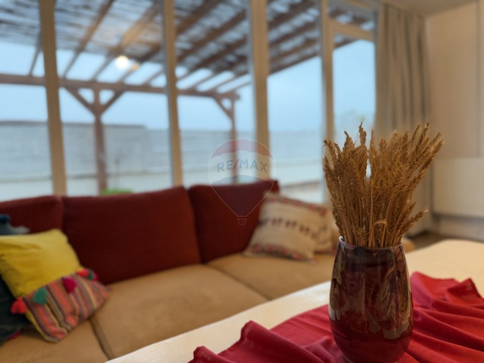 Apartament de 3 camere cu terasă generoasă în Complexul New Residence