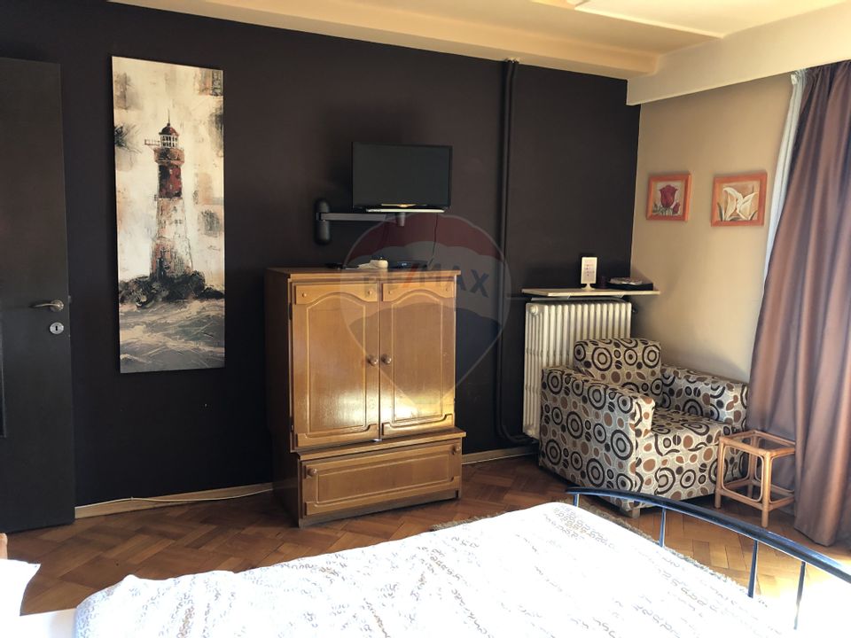 Garsonieră decomandată, vedere catre Dâmbovița, Unirii- bloc fara risc