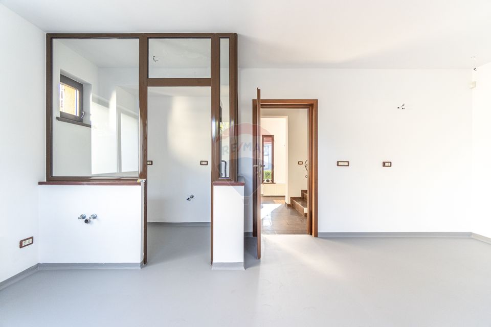 Spațiu de închiriat în Tractorul – 125 mp, renovat