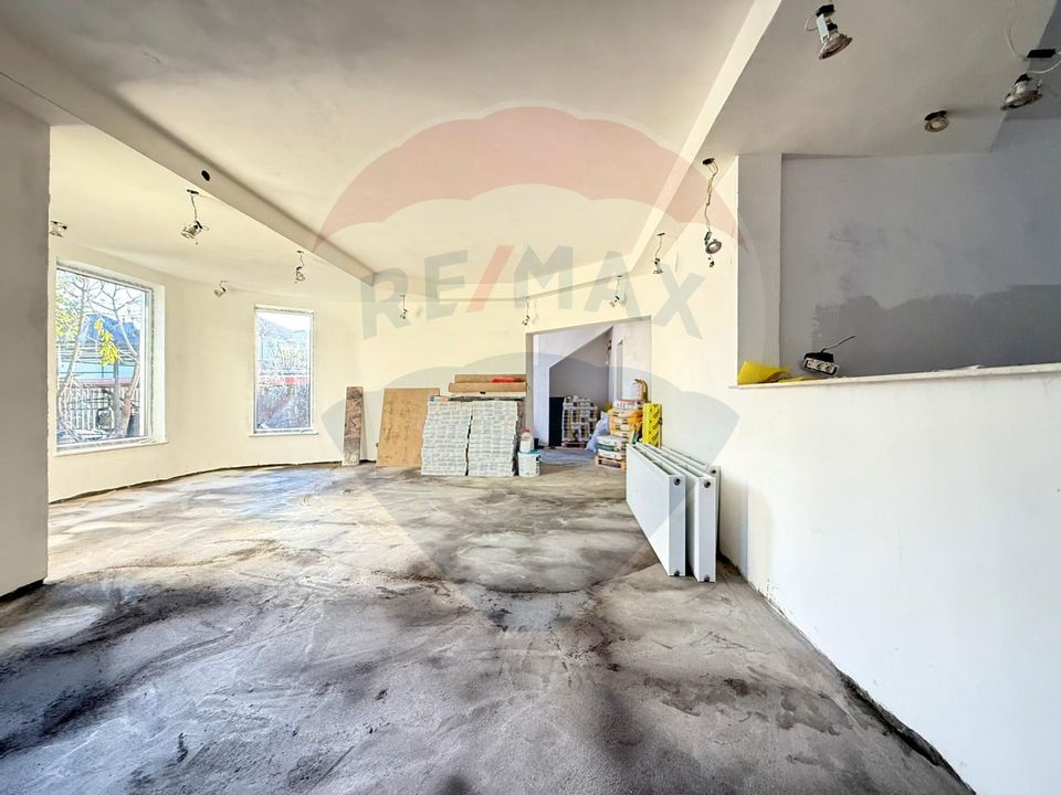 6 room House / Villa for sale, Sud area