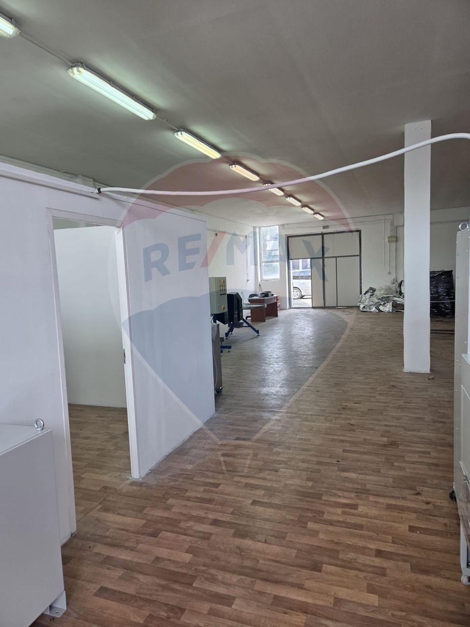 Hala de caramida 500 mp.