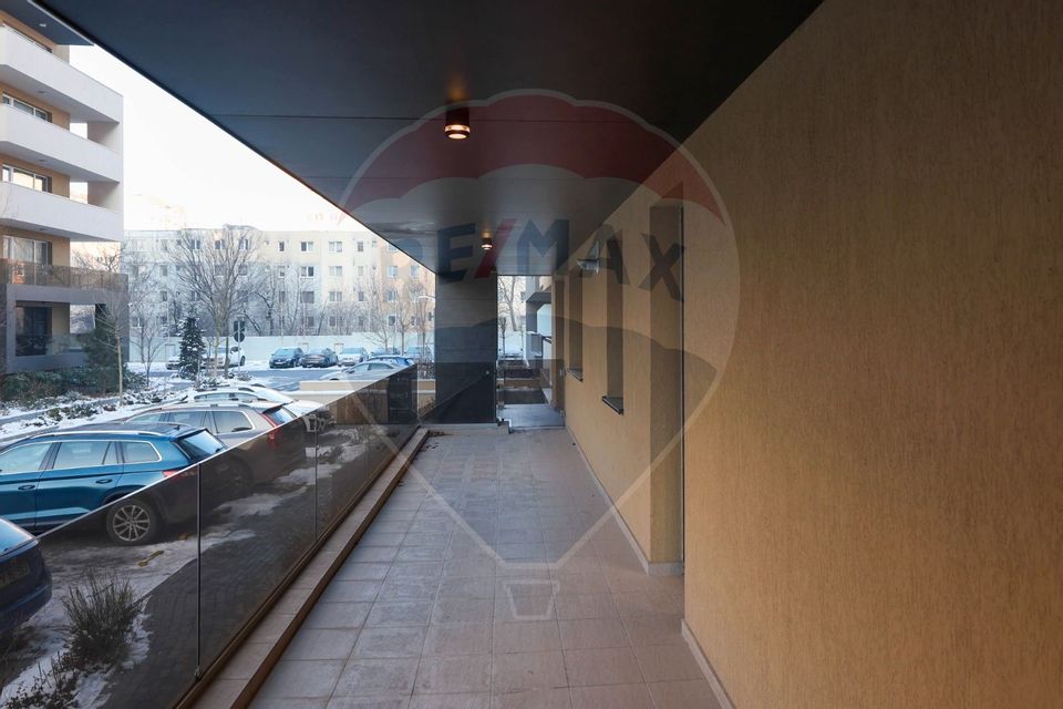 69sq.m Commercial Space for sale, Racadau area