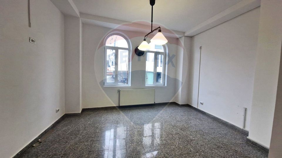 323.2sq.m Office Space for rent, Eminescu area