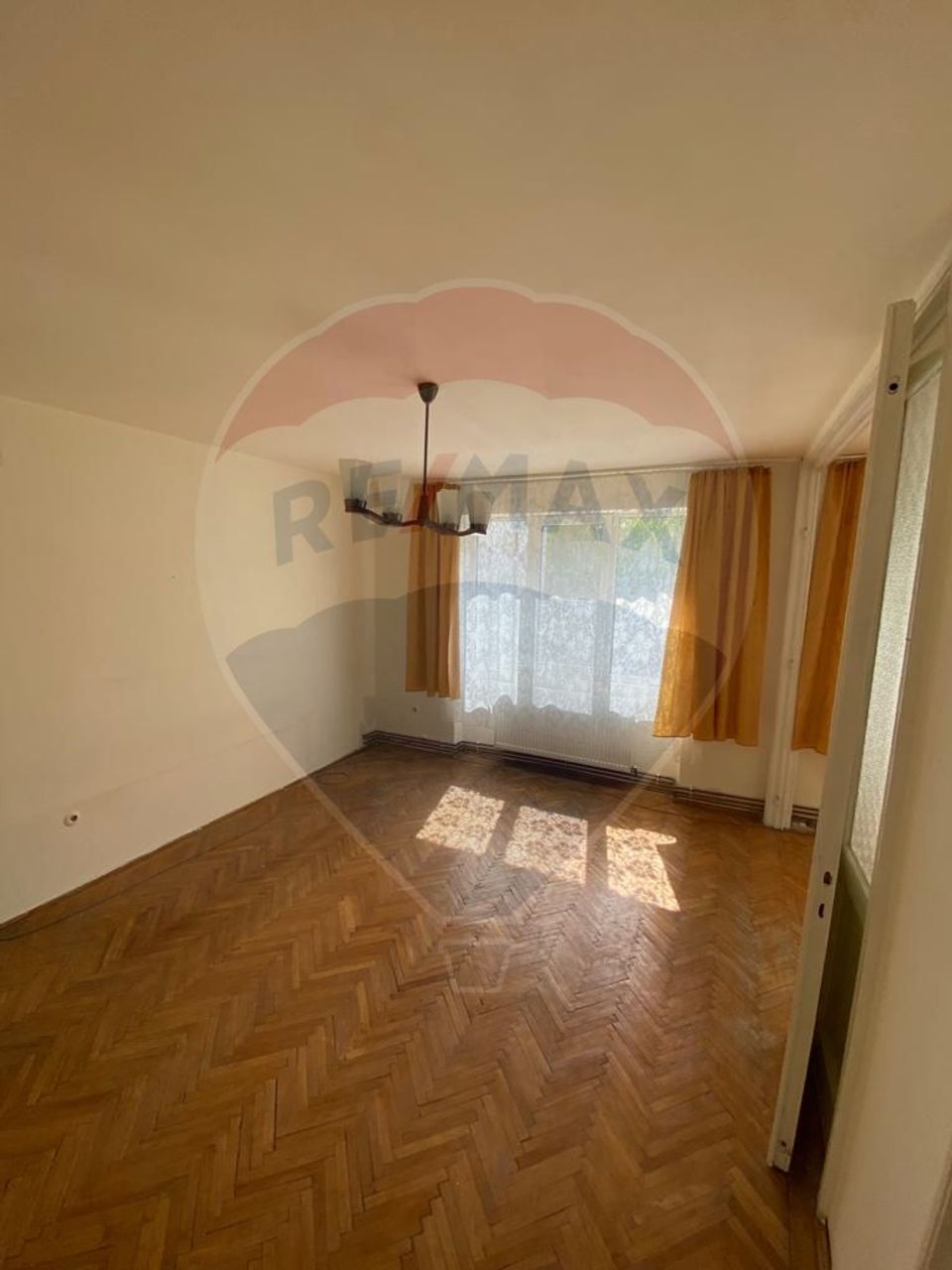 4 room Apartment for sale, Sasar area