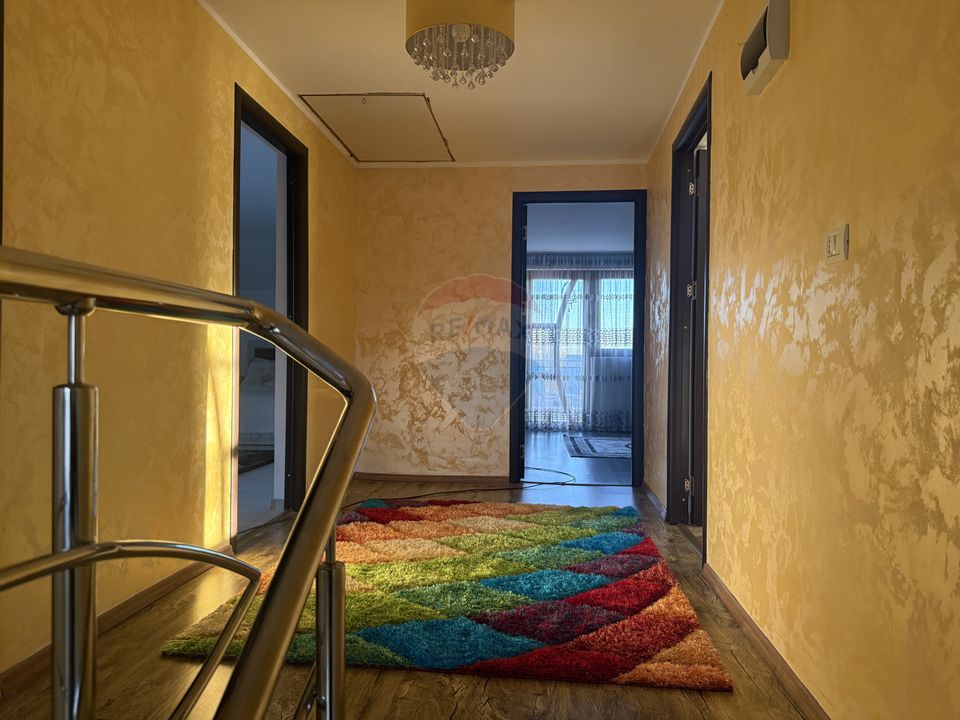 5 room House / Villa for sale