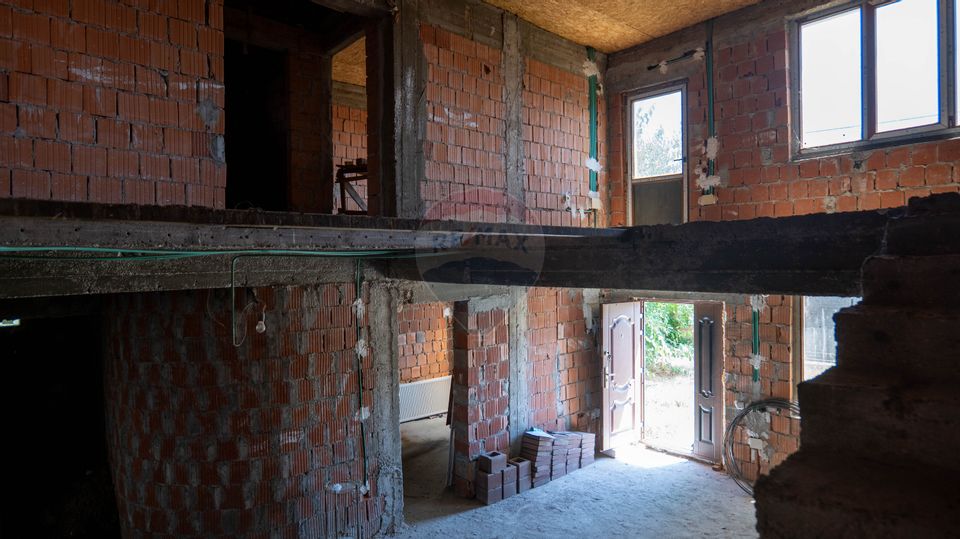 5 room House / Villa for sale, Central area