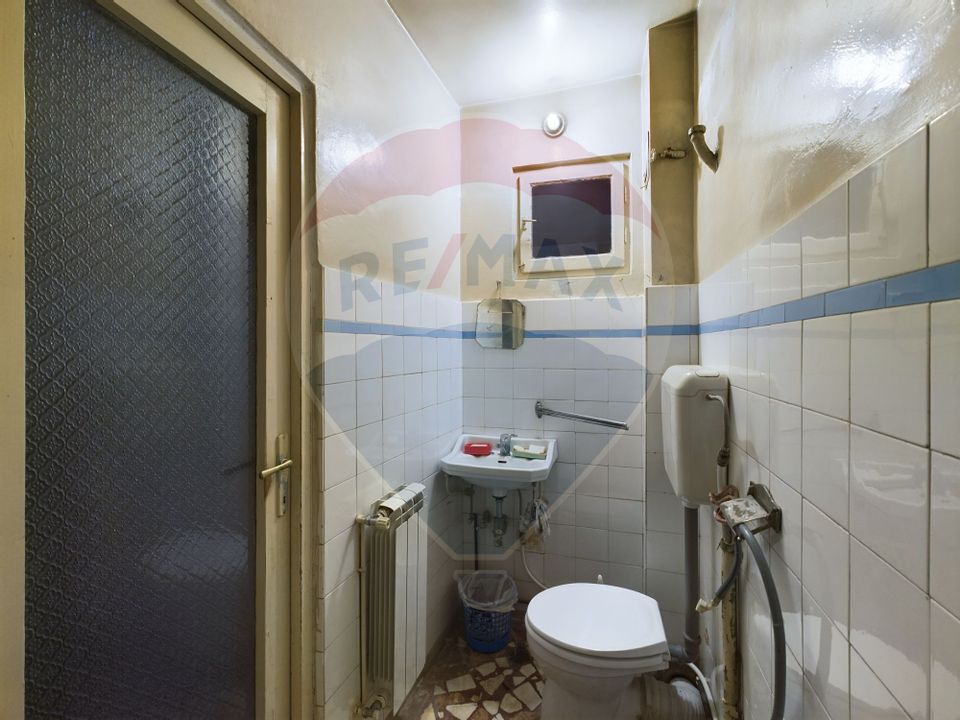 Apartament cu 3 camere și garsonieră în vilă  în zona P-ta Dorobanti