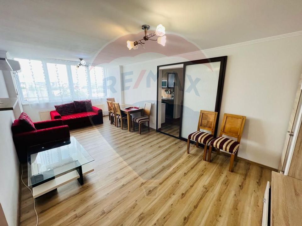 Apartament de închiriat cu priveliște superbă