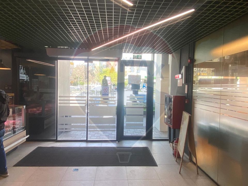 130sq.m Commercial Space for rent, 13 Septembrie area