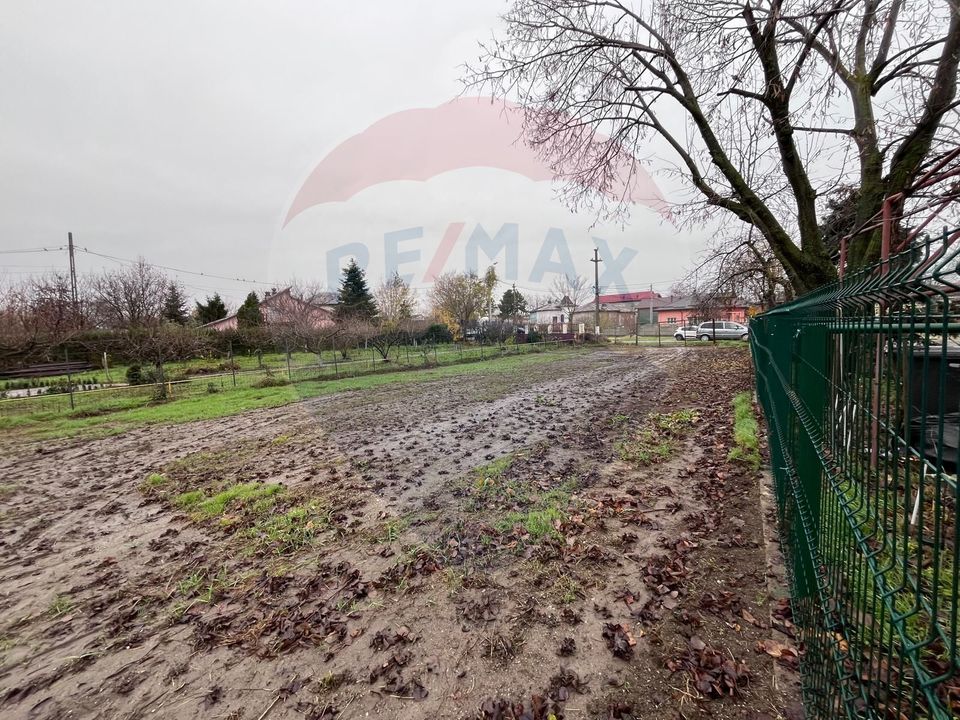 Land 1427 sqm - for sale in Mihailesti near Lake Arges