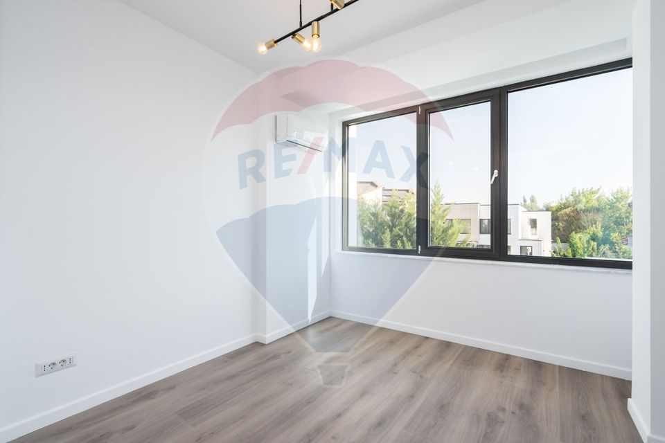 Casă / Vilă cu 5 camere de vânzare în zona Central